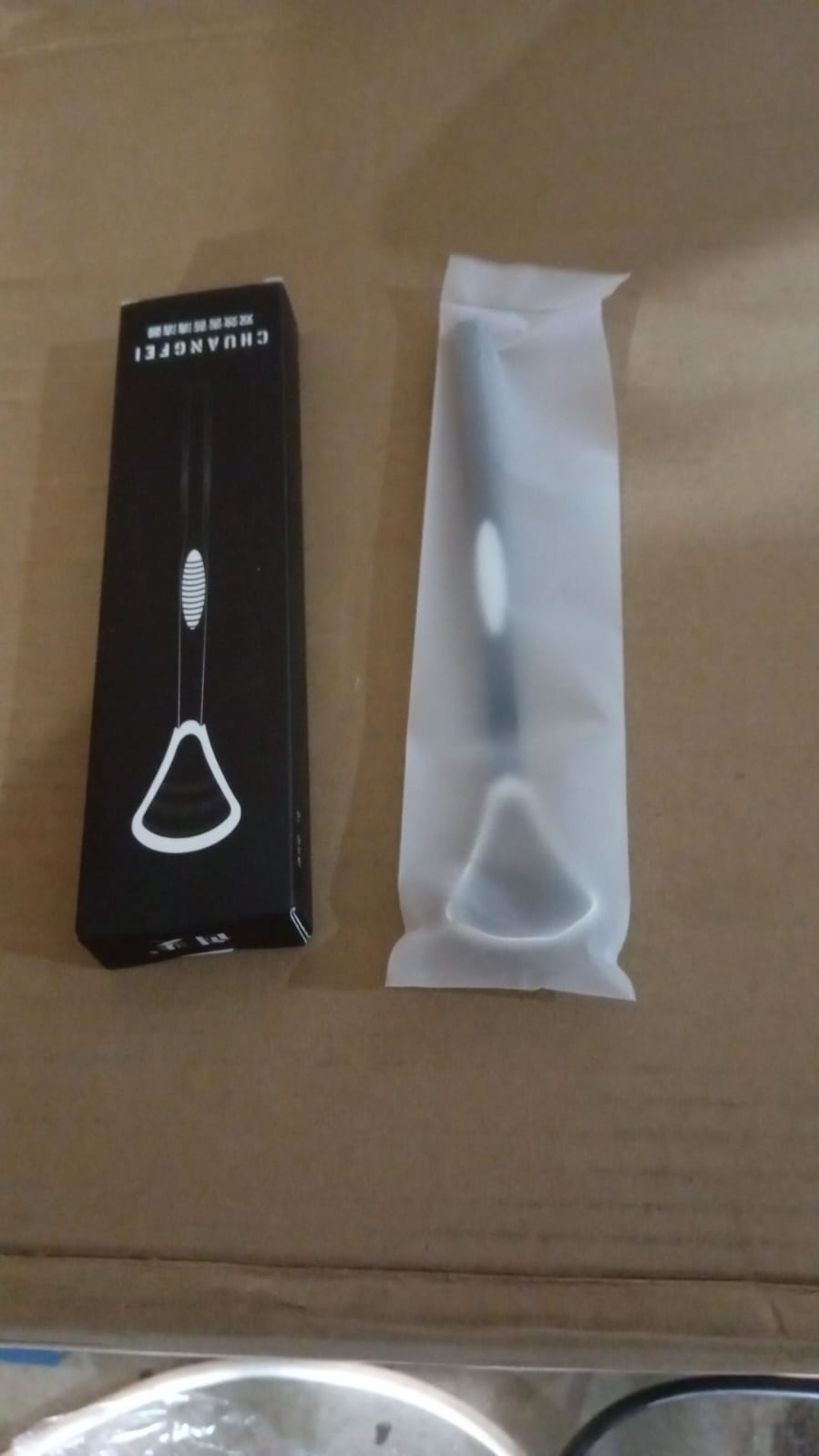 Plastic Dental Tongue Scraper Cleaner Brush (1 Pc) Plastic Dental Tongue Scraper Cleaner Brush (1 Pc)